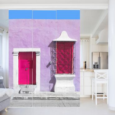 Schiebegardinen Set - Rosa Fassade Pinke Tür - Flächenvorhänge