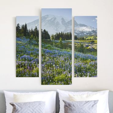 3-teiliges Leinwandbild Berg - Bergwiese mit blauen Blumen vor Mt. Rainier