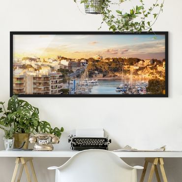 Bild mit Rahmen - Sunny Porto Cristo - Panorama Querformat