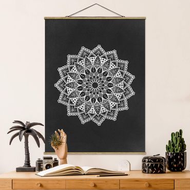 Stoffbild mit Posterleisten - Mandala Illustration Ornament weiß schwarz - Hochformat 3:4