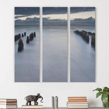 Leinwandbild 3-teilig - Holzbuhnen in der Nordsee auf Sylt - Panoramen hoch 1:3