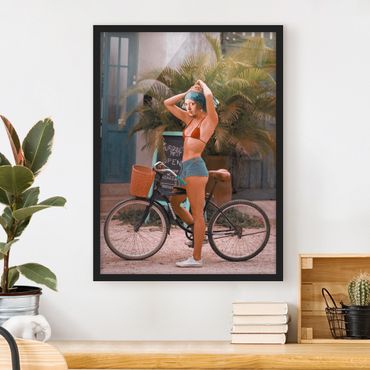 Bild mit Rahmen - Fahrrad Mädchen - Hochformat 3:4