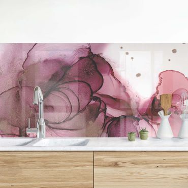 Küchenrückwand - Fließende Reinheit in Violett