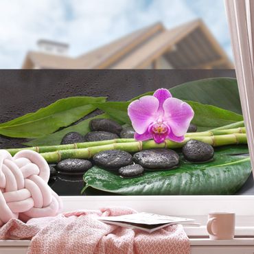 Fensterfolie - Sichtschutz - Grüner Bambus mit Orchideenblüte - Fensterbilder