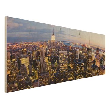 Holzbild - New York Skyline bei Nacht - Panorama Quer