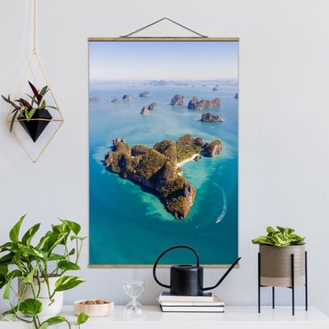 Stoffbild mit Posterleisten - Inseln im Meer - Hochformat