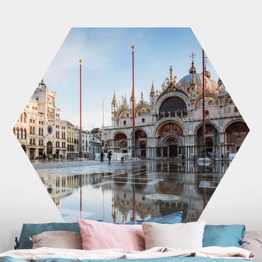 Hexagon Fototapete selbstklebend - Markusplatz in Venedig