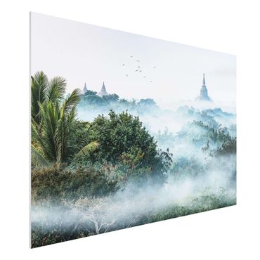 Forex Fine Art Print - Morgennebel über dem Dschungel von Bagan - Querformat 3:2