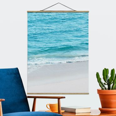 Stoffbild mit Posterleisten - Sanfte Wellen in Malibu - Hochformat 3:4