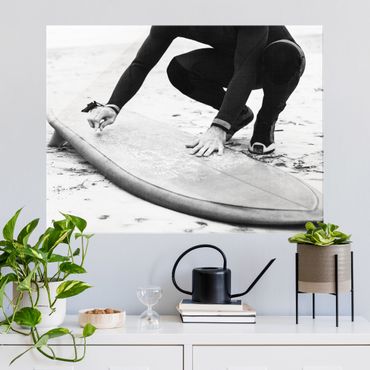 Glasbild - Wachsen des Surfboards - Querformat