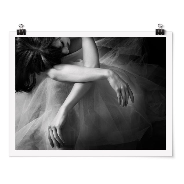 Poster - Die Hände einer Ballerina - Querformat 3:4