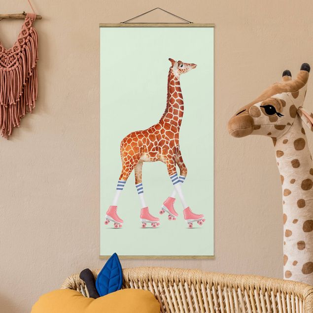 Jonas Loose Poster Giraffe mit Rollschuhen