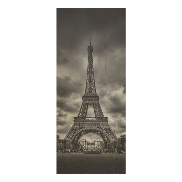 Bilder auf Holz Eiffelturm vor Wolken schwarz-weiß