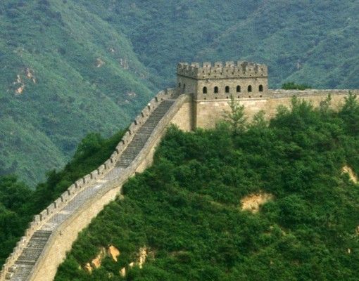 Briefkasten mit Zeitungsfach - Die chinesische Mauer im Grünen - Hausbriefkasten