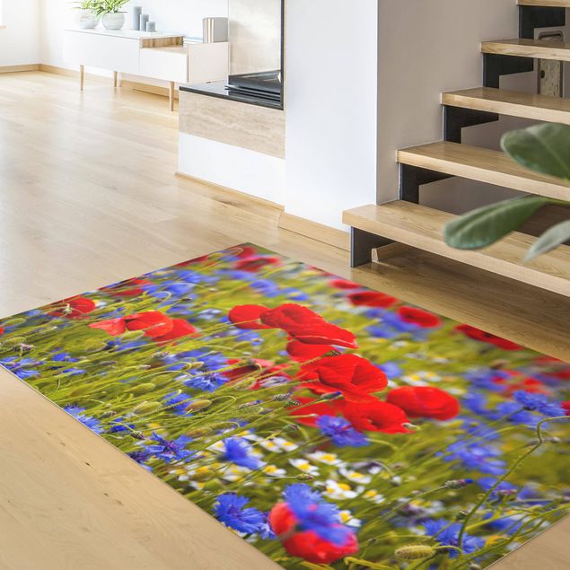 Teppich modern Sommerwiese mit Mohn und Kornblumen