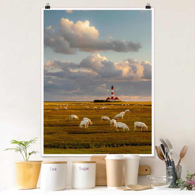 XXL Poster Nordsee Leuchtturm mit Schafsherde