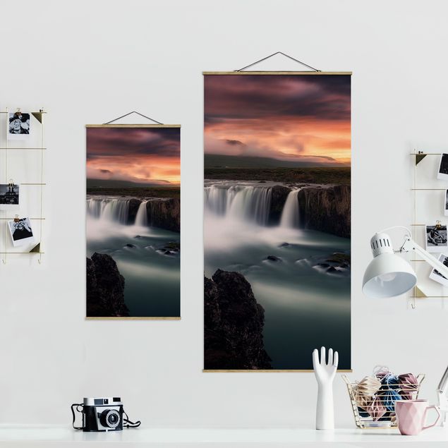 Stoffbild mit Posterleisten - Goðafoss Wasserfall in Island - Hochformat 1:2