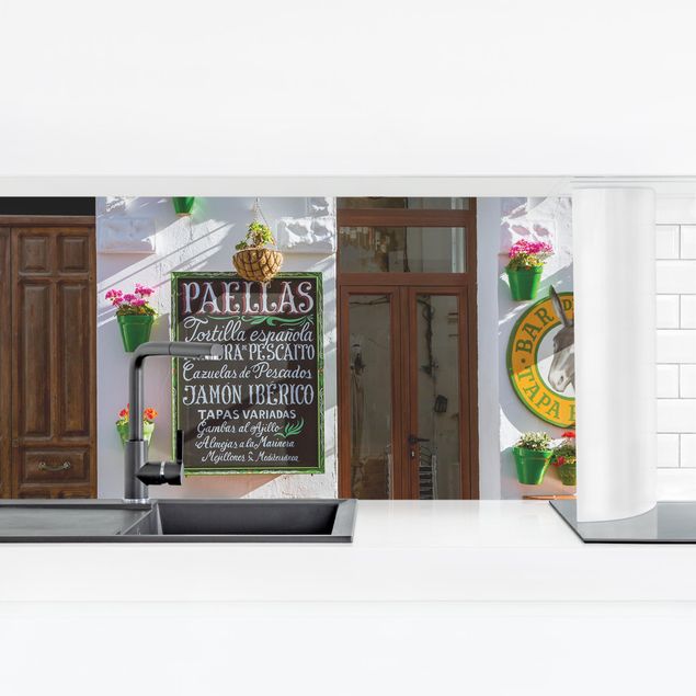 Küchenspiegel Bar de Tapas mit Blumentöpfen