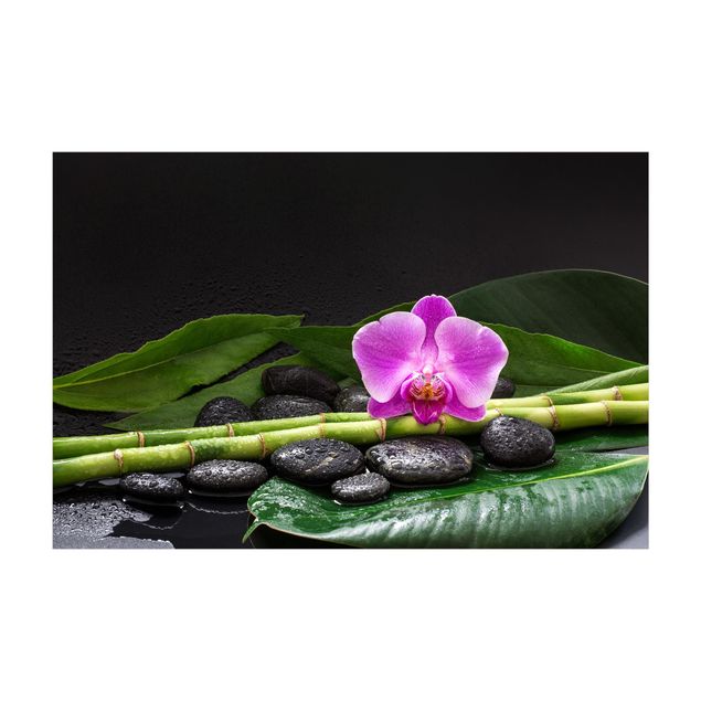 teppich mit blumenmuster Grüner Bambus mit Orchideenblüte