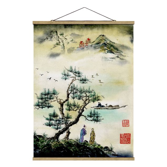 Stoffbild mit Posterleisten - Japanische Aquarell Zeichnung Kiefer und Bergdorf - Hochformat 3:4