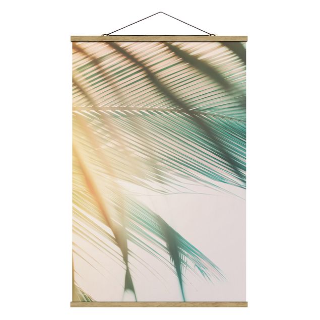 Stoffbild mit Posterleisten - Tropische Pflanzen Palmen bei Sonnenuntergang II - Hochformat 2:3