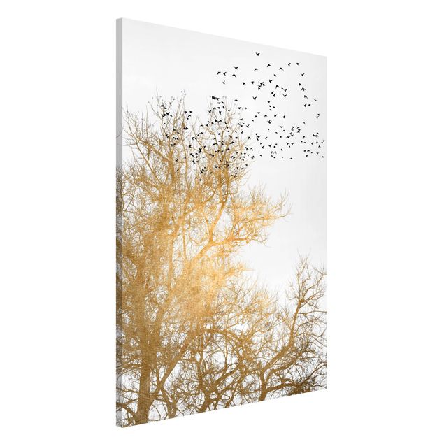 Magnettafel - Vogelschwarm vor goldenem Baum - Hochformat 2:3