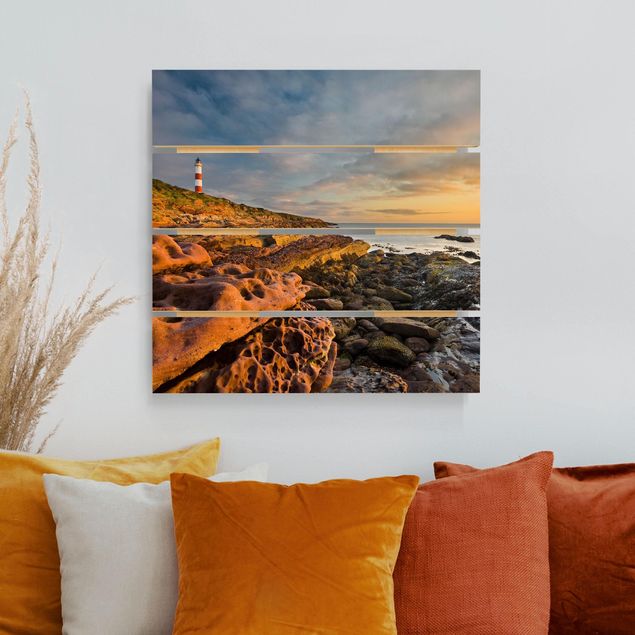 Holzbilder Natur Tarbat Ness Leuchtturm und Sonnenuntergang am Meer