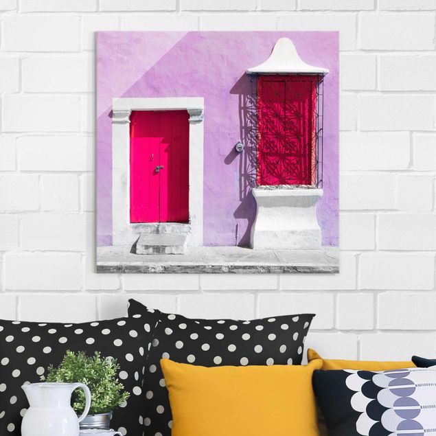 Glasbild - Rosa Fassade Pinke Tür - Quadrat 1:1