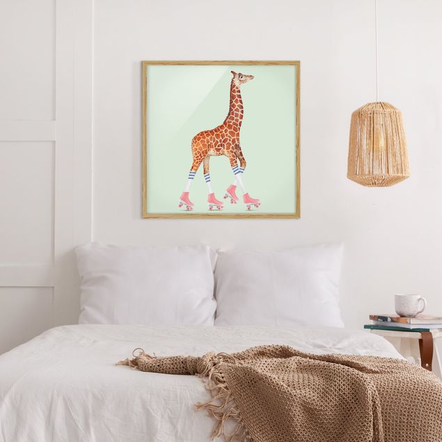 Jonas Loose Prints Giraffe mit Rollschuhen