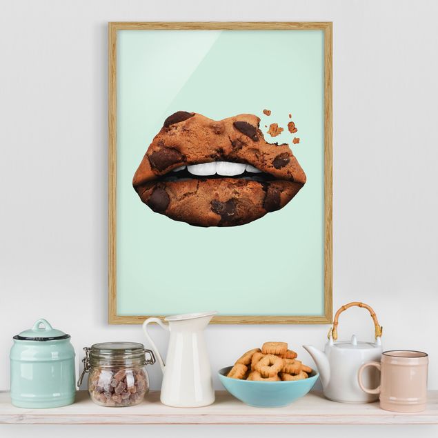 Moderne Bilder mit Rahmen Lippen mit Keks