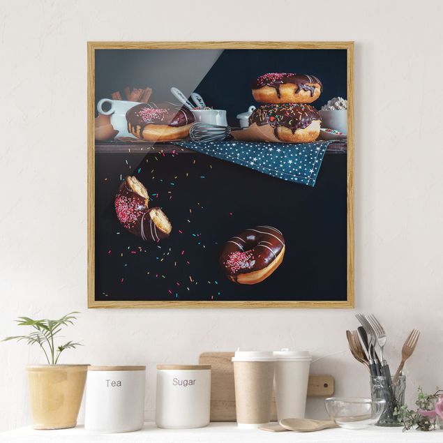 Bilder Donuts vom Küchenregal