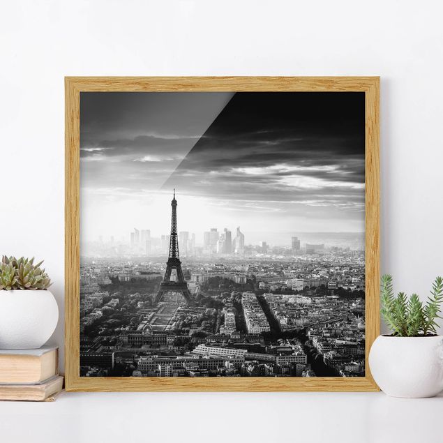 Moderne Bilder mit Rahmen Der Eiffelturm von Oben schwarz-weiß