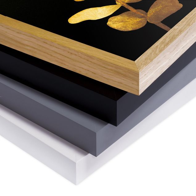 Bild mit Rahmen - Gold - Eukalyptus auf Schwarz - Hochformat 4:3