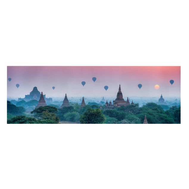 Leinwandbild - Heißluftballons über Tempelanlage - Panorama 3:1
