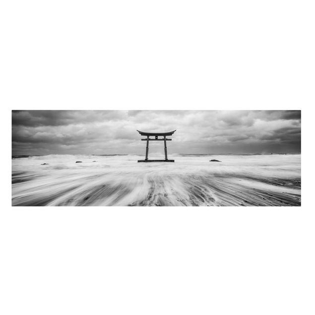 Leinwandbild - Japanisches Torii im Meer - Panorama 3:1