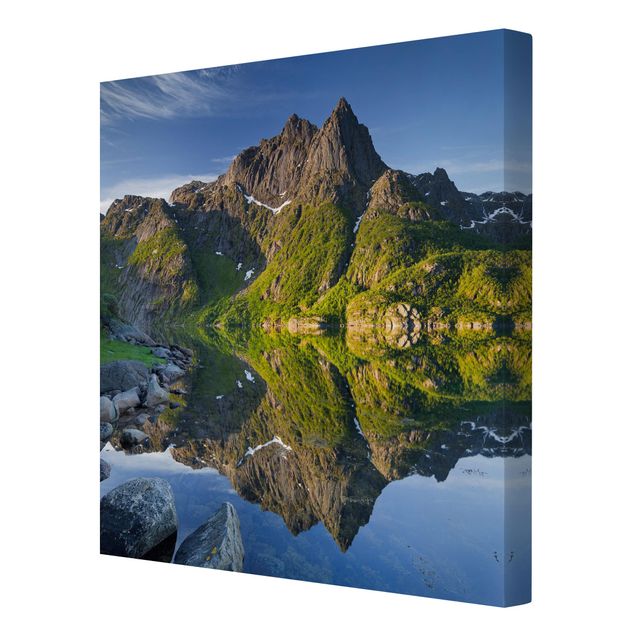 Leinwandbilder kaufen Berglandschaft mit Wasserspiegelung in Norwegen