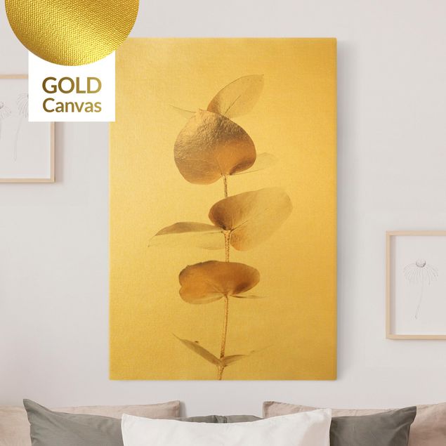 Leinwandbild Gold - Goldener Eukalyptuszweig - Hochformat 2:3