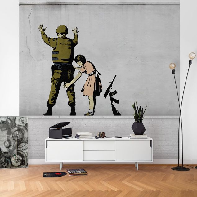 Tapete Industrielook Soldat und Mädchen - Brandalised ft. Graffiti by Banksy