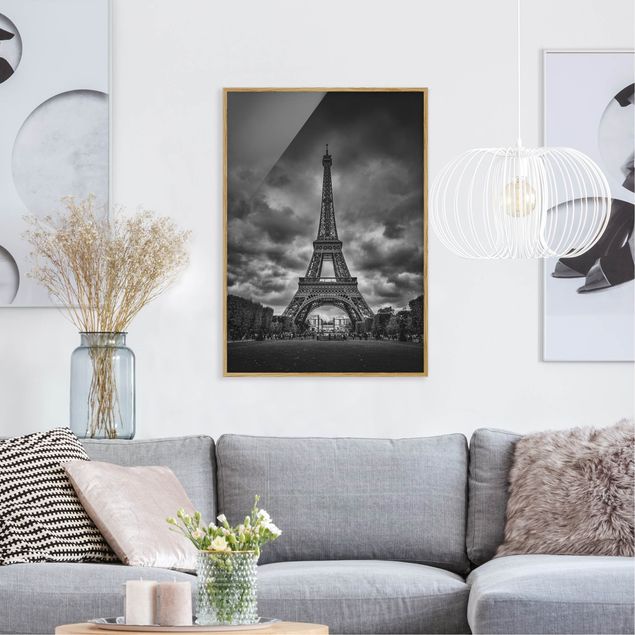 Skylines Bilder mit Rahmen Eiffelturm vor Wolken schwarz-weiß