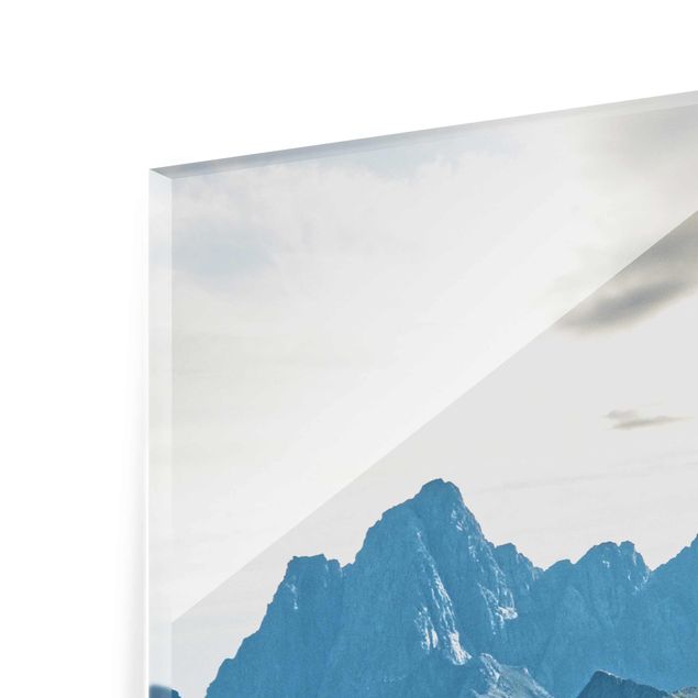 Glasbild - Berge auf den Lofoten - Hochformat