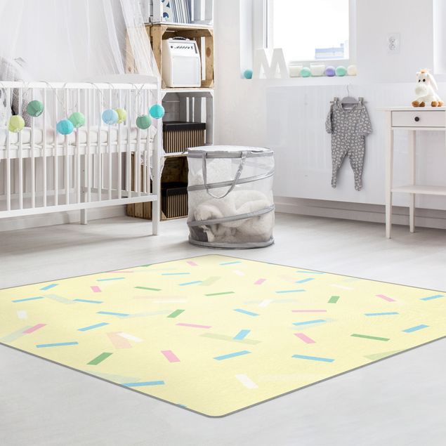 Teppich Kinderzimmer Buntes Konfetti aus Pastellstreifen