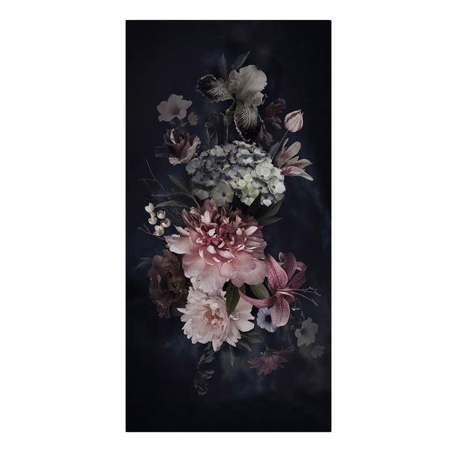 Leinwandbild - Blumen mit Nebel auf Schwarz - Hochformat 2:1