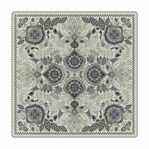 Teppich - Detailliertes Boho Muster in Grau