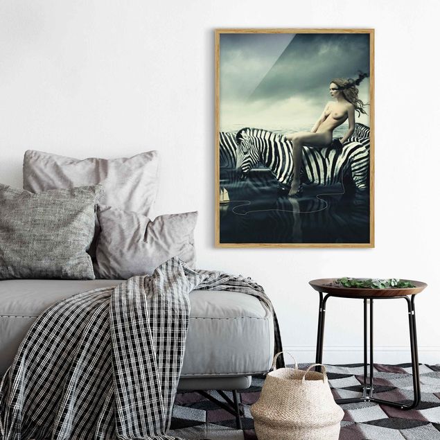Tiere Bilder mit Rahmen Frauenakt mit Zebras