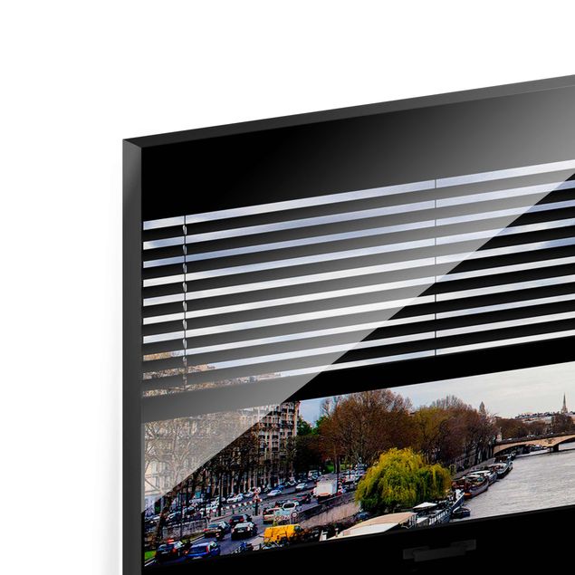 Glasbild - Fensterausblick Jalousie - Seine und Eiffelturm - Panorama Quer