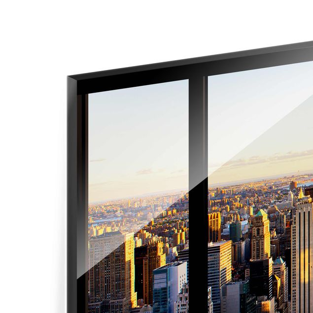 Glasbild - Fensterblick am Abend über New York - Quadrat 1:1