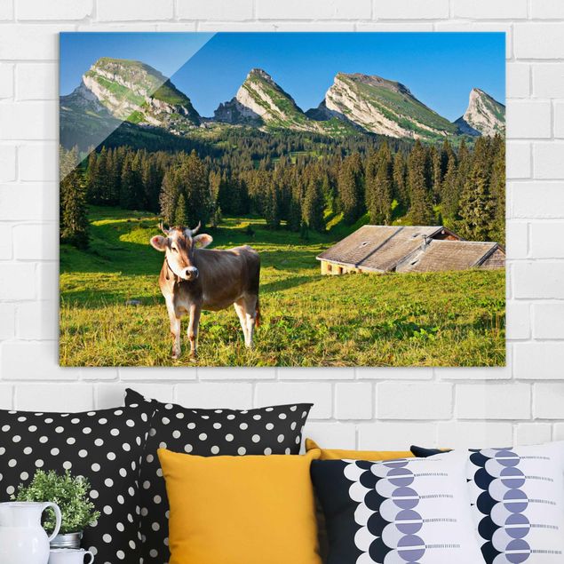 Glasbilder Natur Schweizer Almwiese mit Kuh