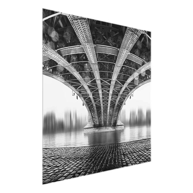 Bilder Under The Iron Bridge