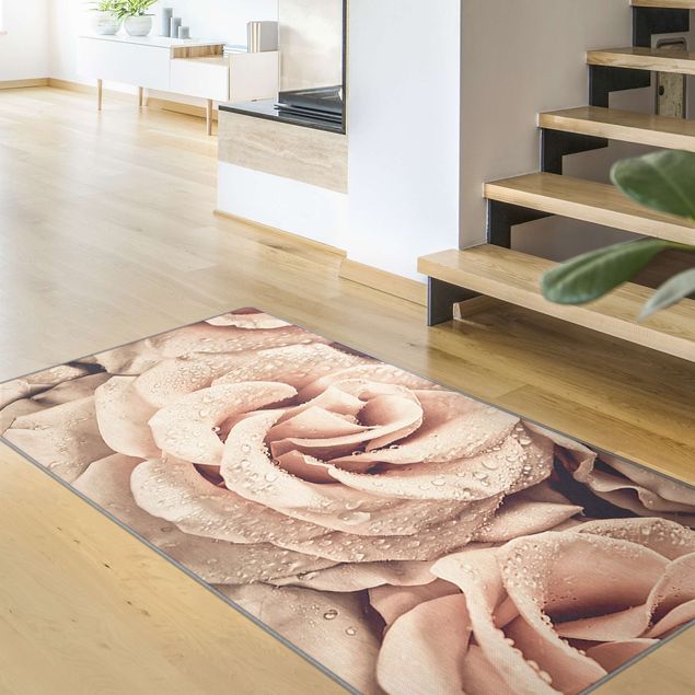 Teppich modern Rosen Sepia mit Wassertropfen