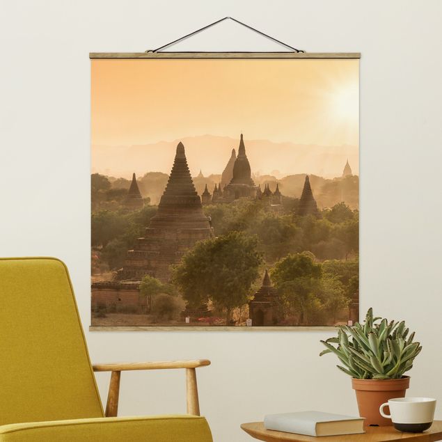 schöne Bilder Sonnenuntergang über Bagan